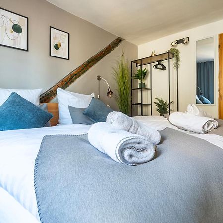20 Seconds To Charles Bridge Apartment Praha Bagian luar foto